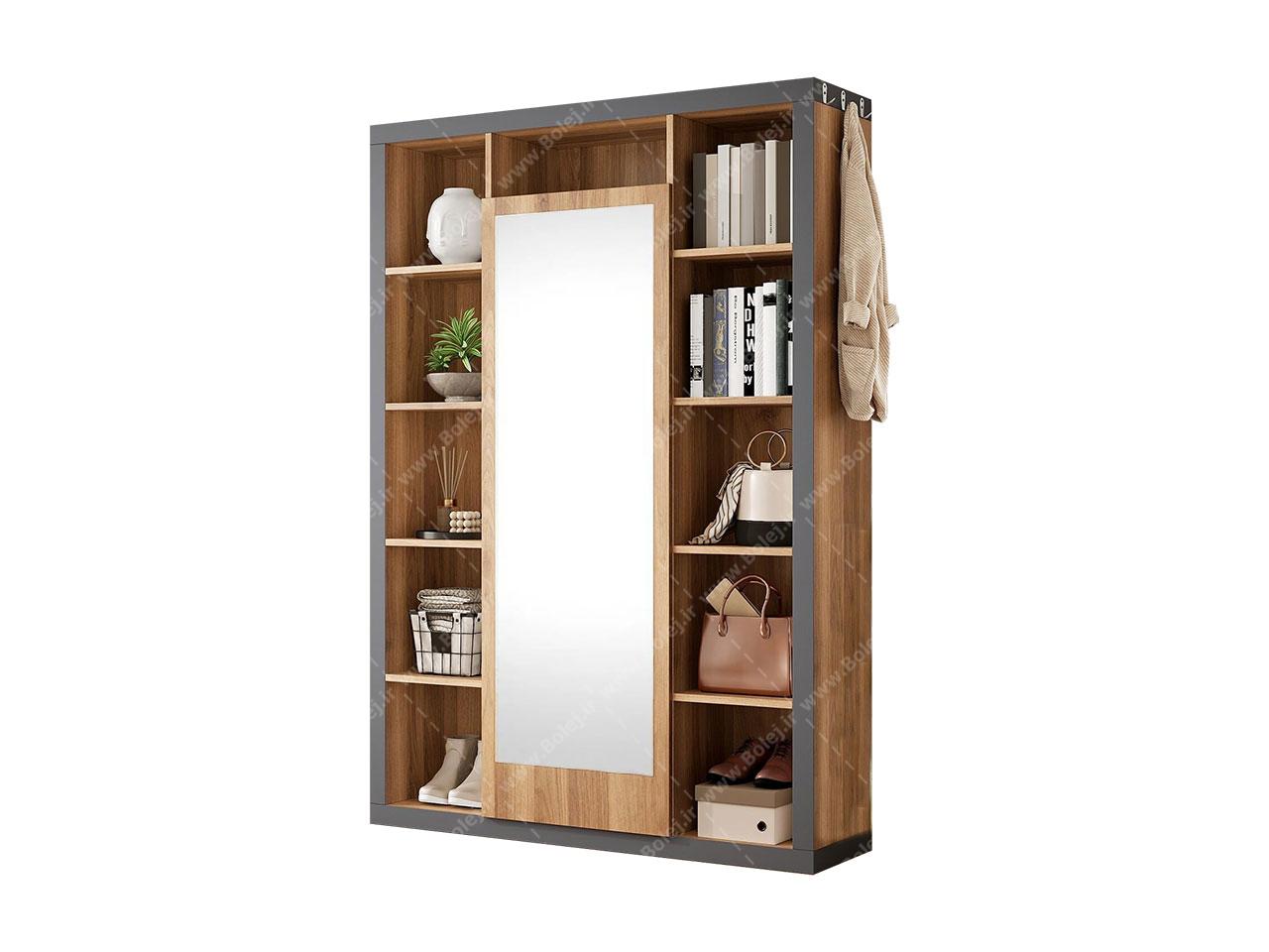 عکس جالباسی کنار در ورودی کتابخانه دار BL514