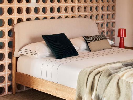 عکس تخت خواب مدرن چوبی دونفره BW510