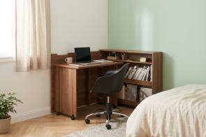 میز تحریر برای اتاق کوچک؛ انتخاب‌های کمجا و کاربردی
